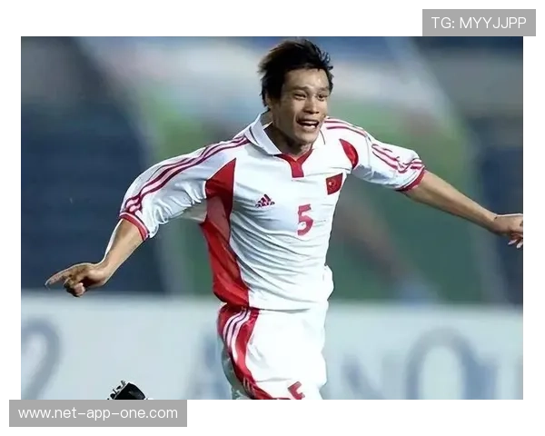 中国足球历史十大球星排名及其传奇表现解析