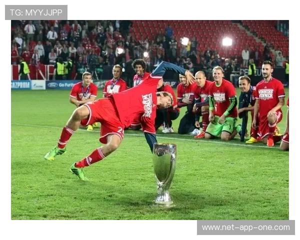 足球传奇终章 谁是球星生涯最后一球的主人