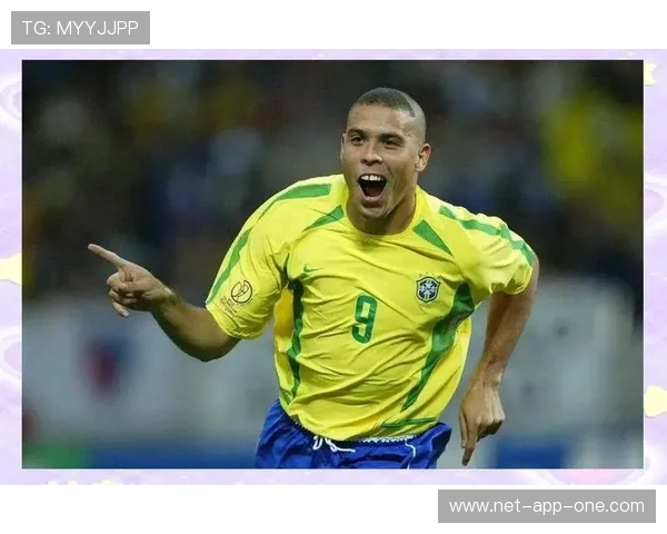 身高一米五的足球球星:矮个子巨星如何突破高度限制成就辉煌职业生涯 身高一米五的足球球星:矮个子巨星如何突破高度限制成就辉煌职业生涯